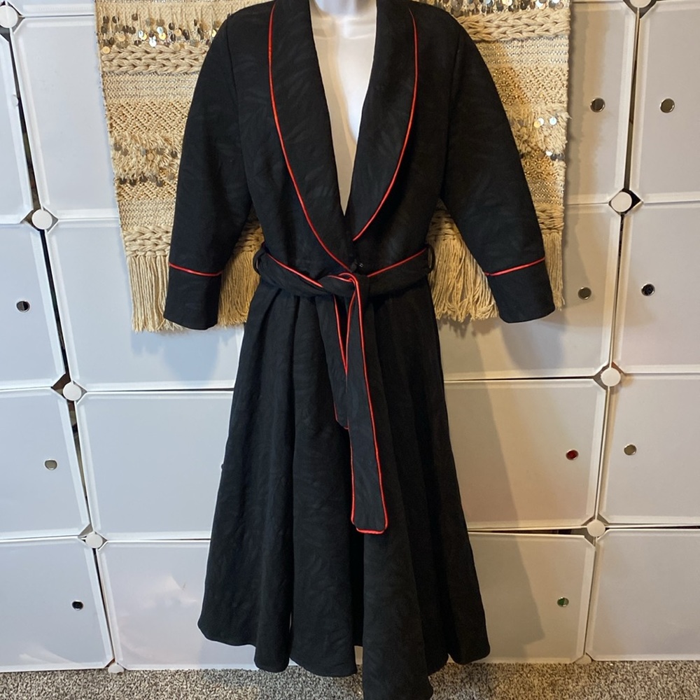 Black Robe with Red Piping Women’s Wrap Robe - Picture 2 of 7